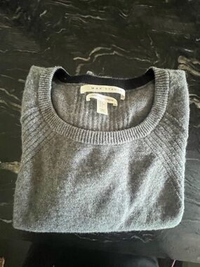Max Studio Heather Gray 100% Cashmere Crewneck Sweater soft ribbed design Med